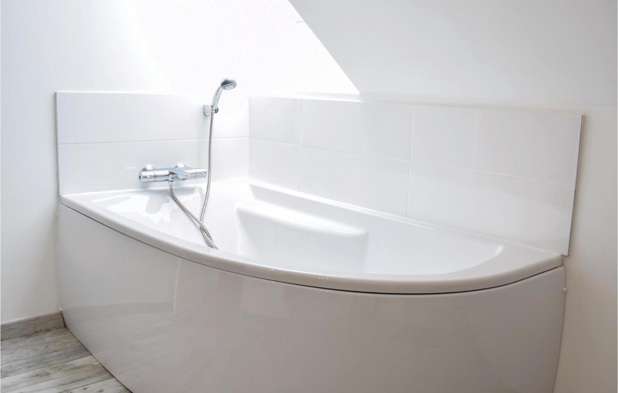 Amazing Home In Saint-Germain-Sur-Ay With Wifi Buitenkant foto