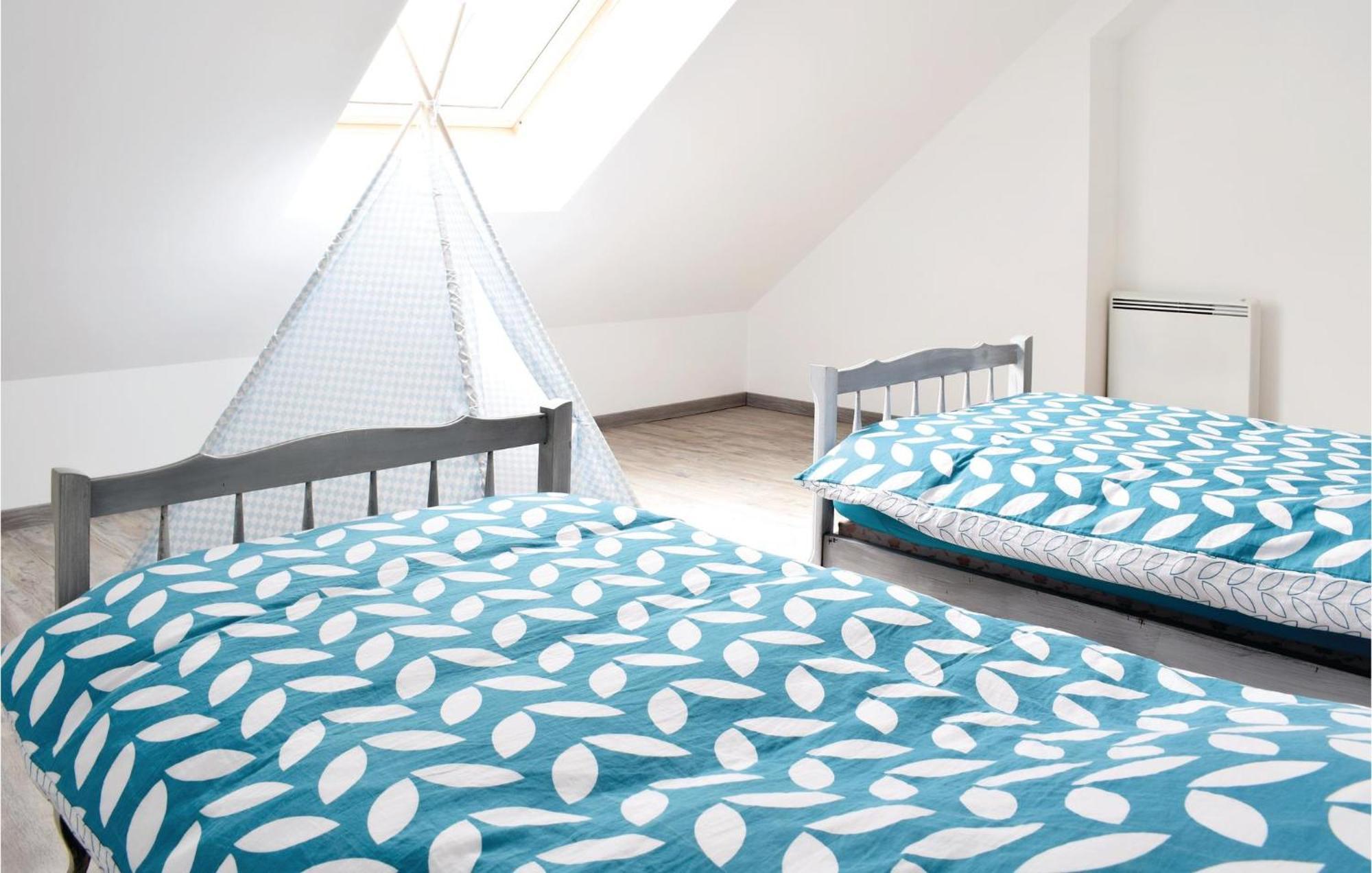 Amazing Home In Saint-Germain-Sur-Ay With Wifi Buitenkant foto