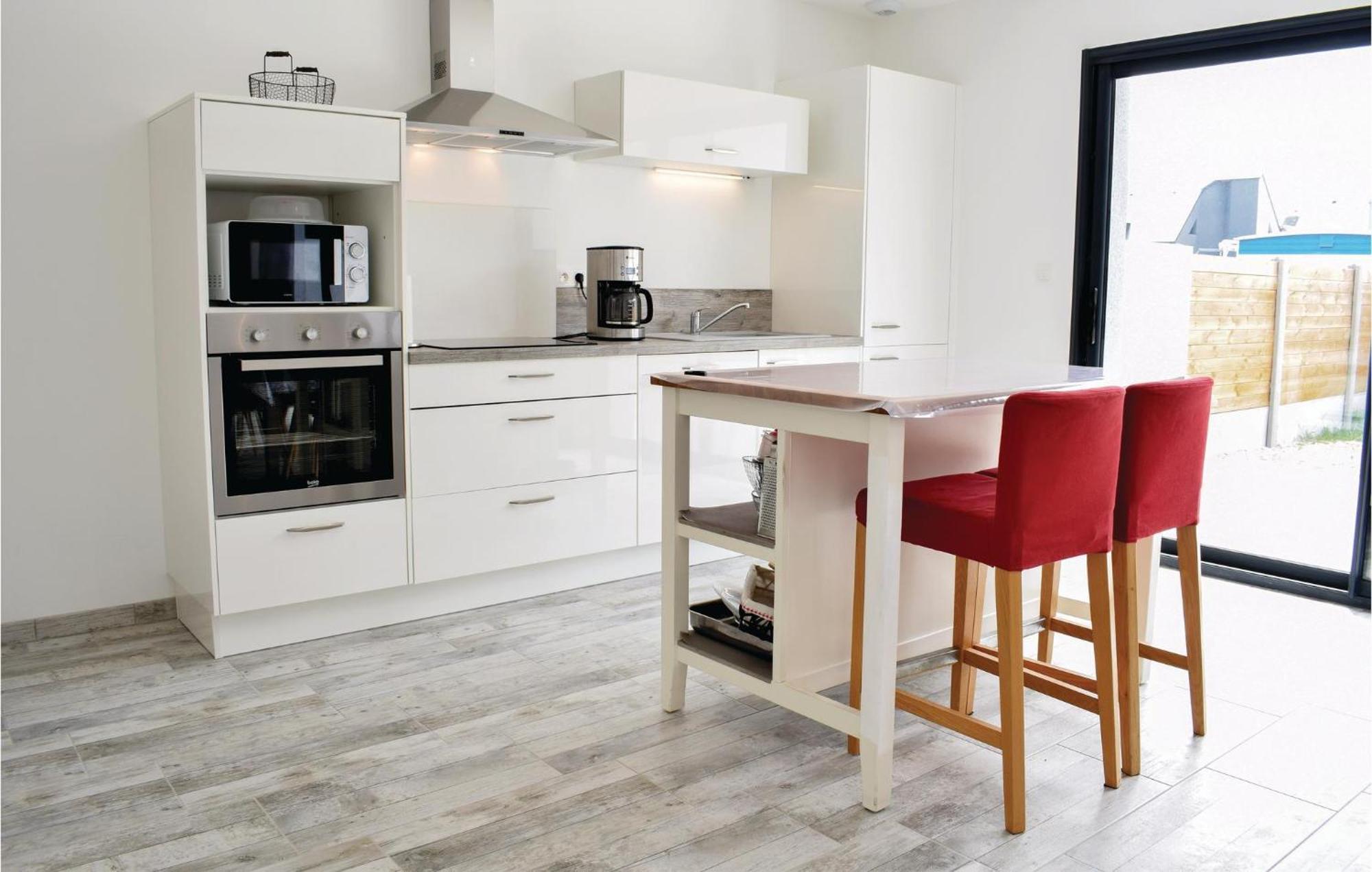 Amazing Home In Saint-Germain-Sur-Ay With Wifi Buitenkant foto